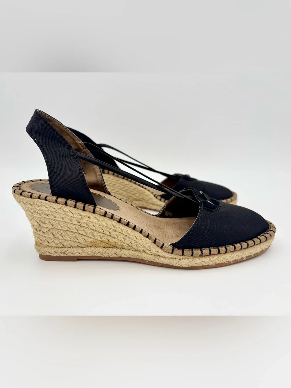 Hush Puppies Soft Style Black Espadrille Wedge Sandals Size 9 Excellent